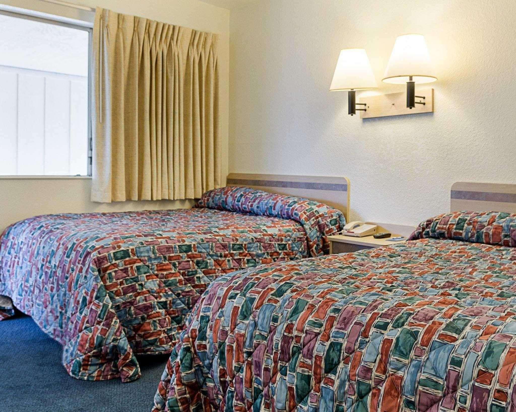 Rodeway Inn Columbus Eksteriør bilde