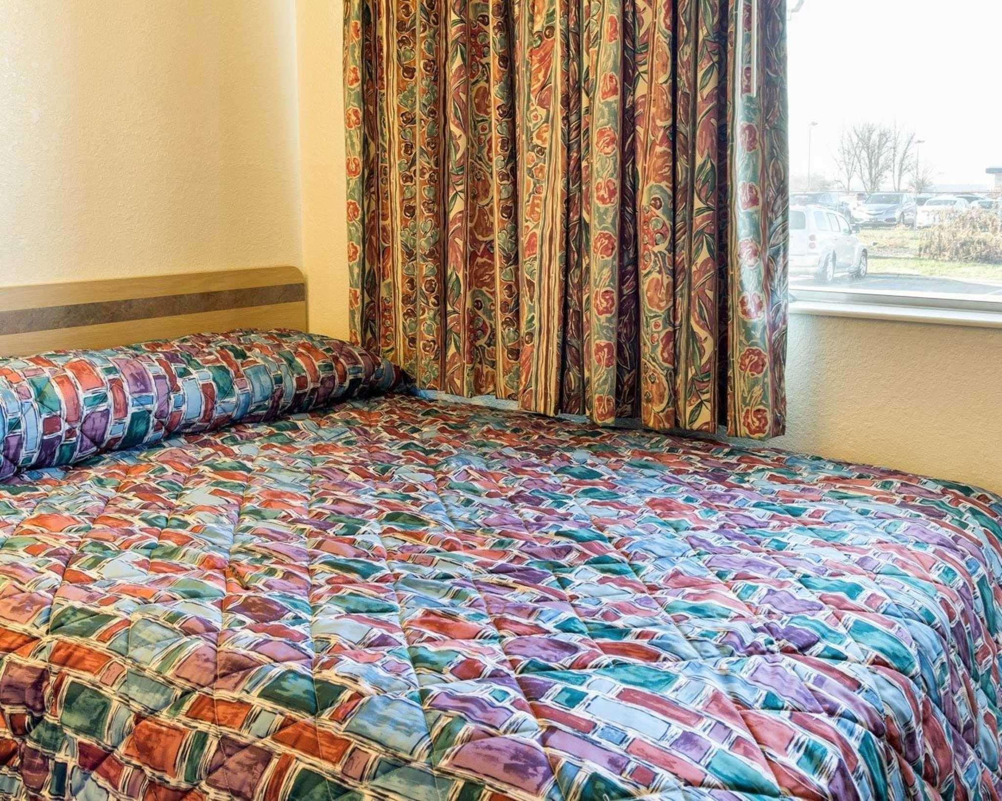 Rodeway Inn Columbus Eksteriør bilde